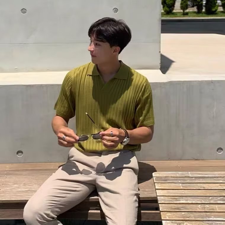 Men's Elegant Casual Polo Shirt – Modern Cut